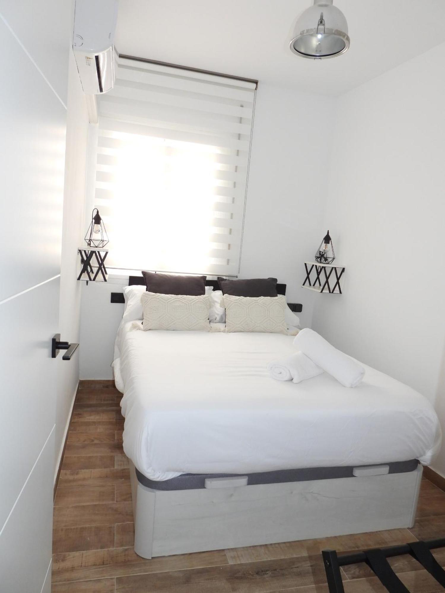 At Gongora 11 Con Parking Apartment Cordoba Luaran gambar