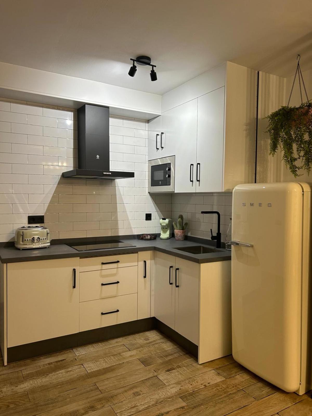 At Gongora 11 Con Parking Apartment Cordoba Luaran gambar