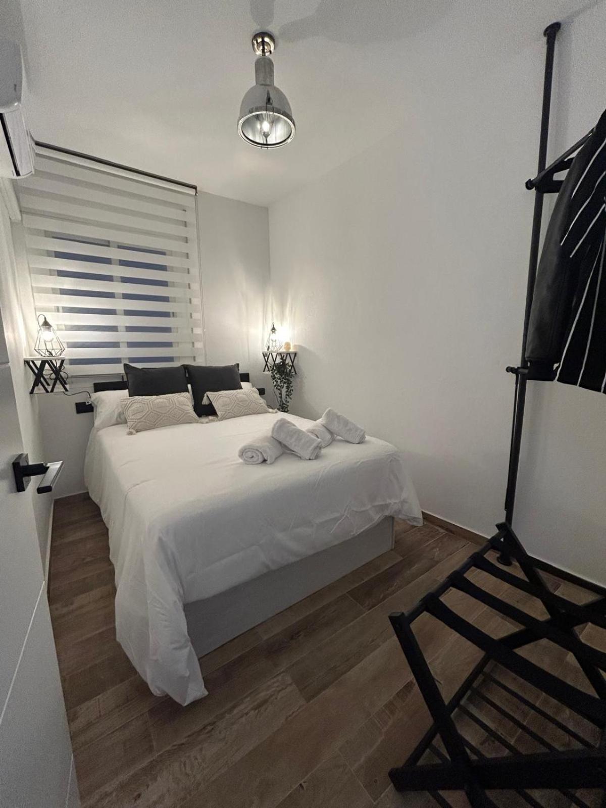 At Gongora 11 Con Parking Apartment Cordoba Luaran gambar